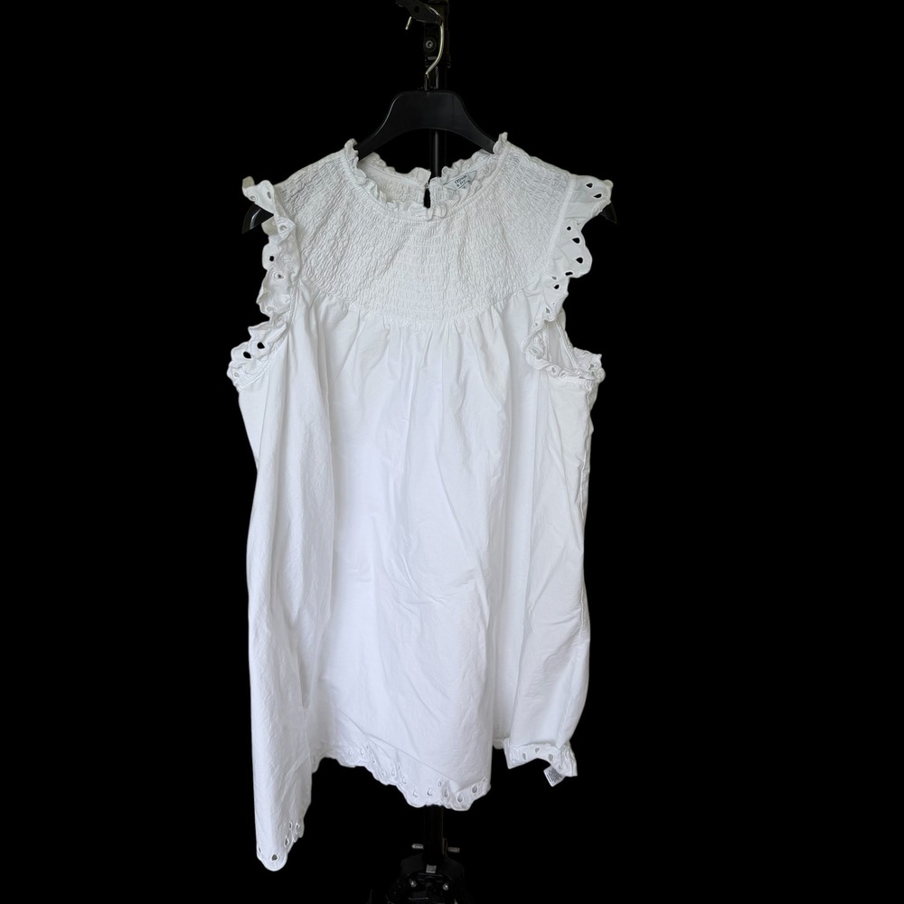 Crown & Ivy Womens 4X‎ White Smocked High Neck Eyelet Ruffle Sleeveless Blouse
